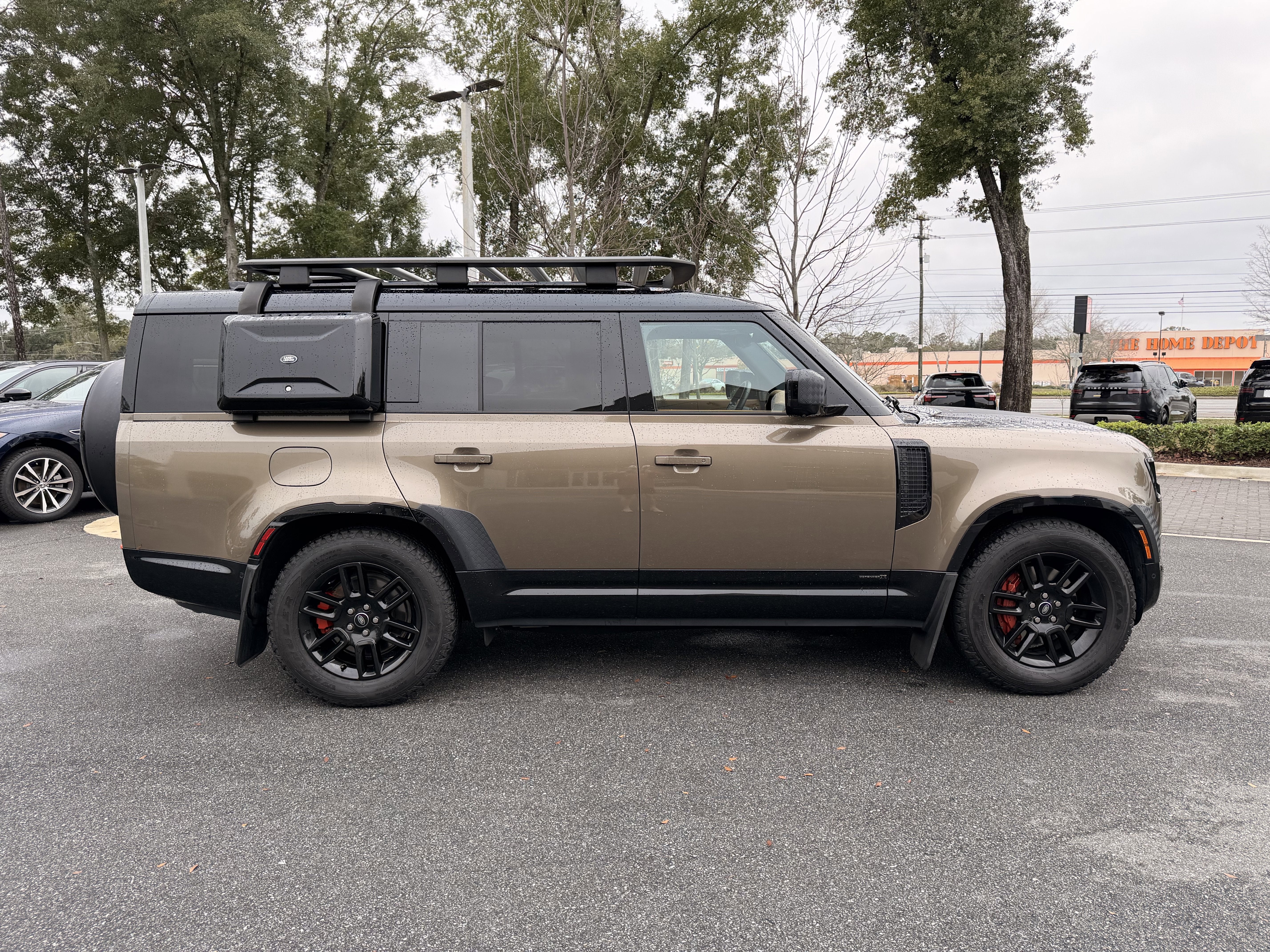 2024 Land Rover Defender 130 X