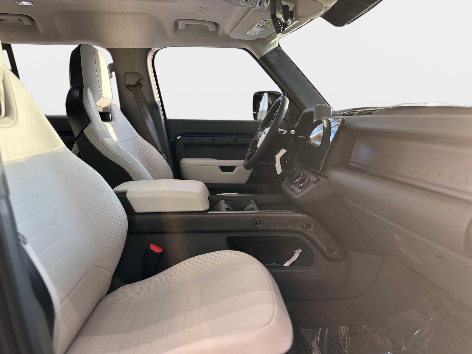 2026 Land Rover Defender OCTA