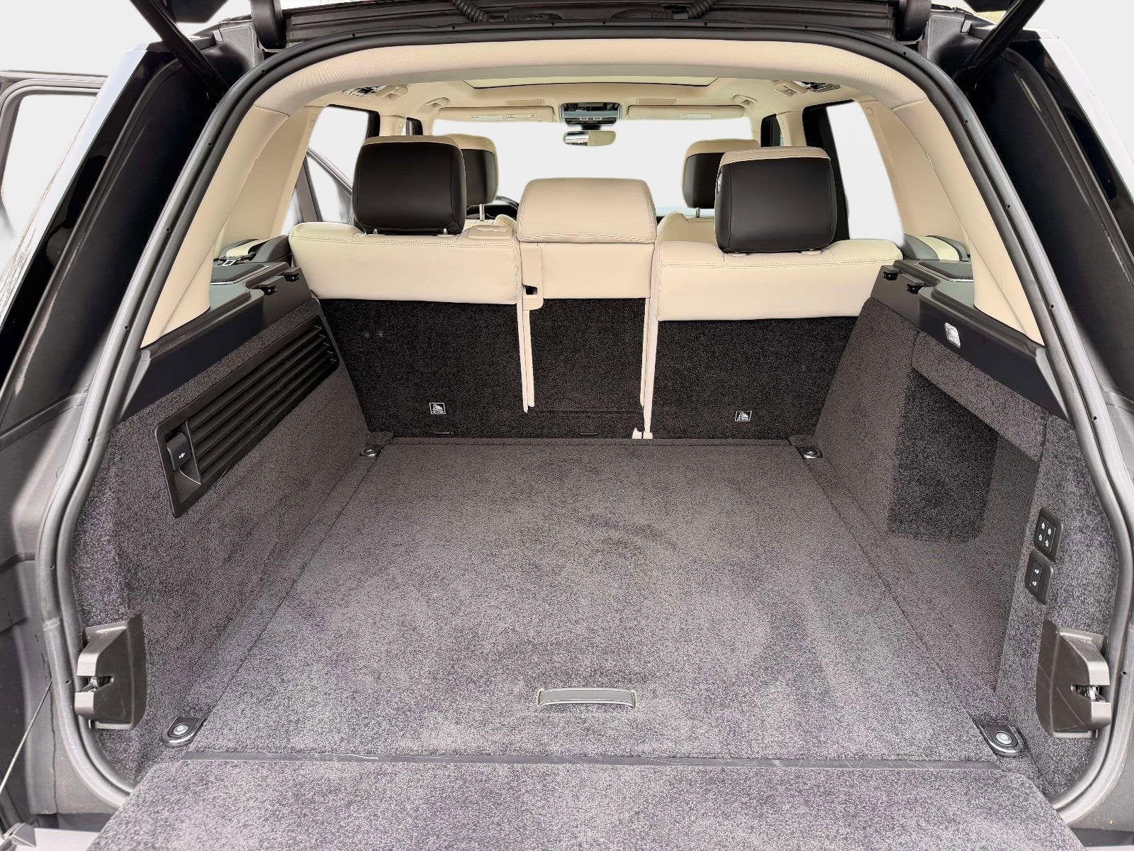 2021 Land Rover Range Rover Westminster