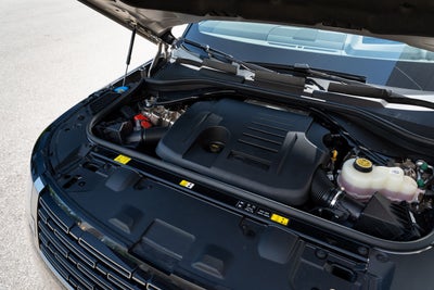 2025 Land Rover Range Rover SE LWB 7 Seat
