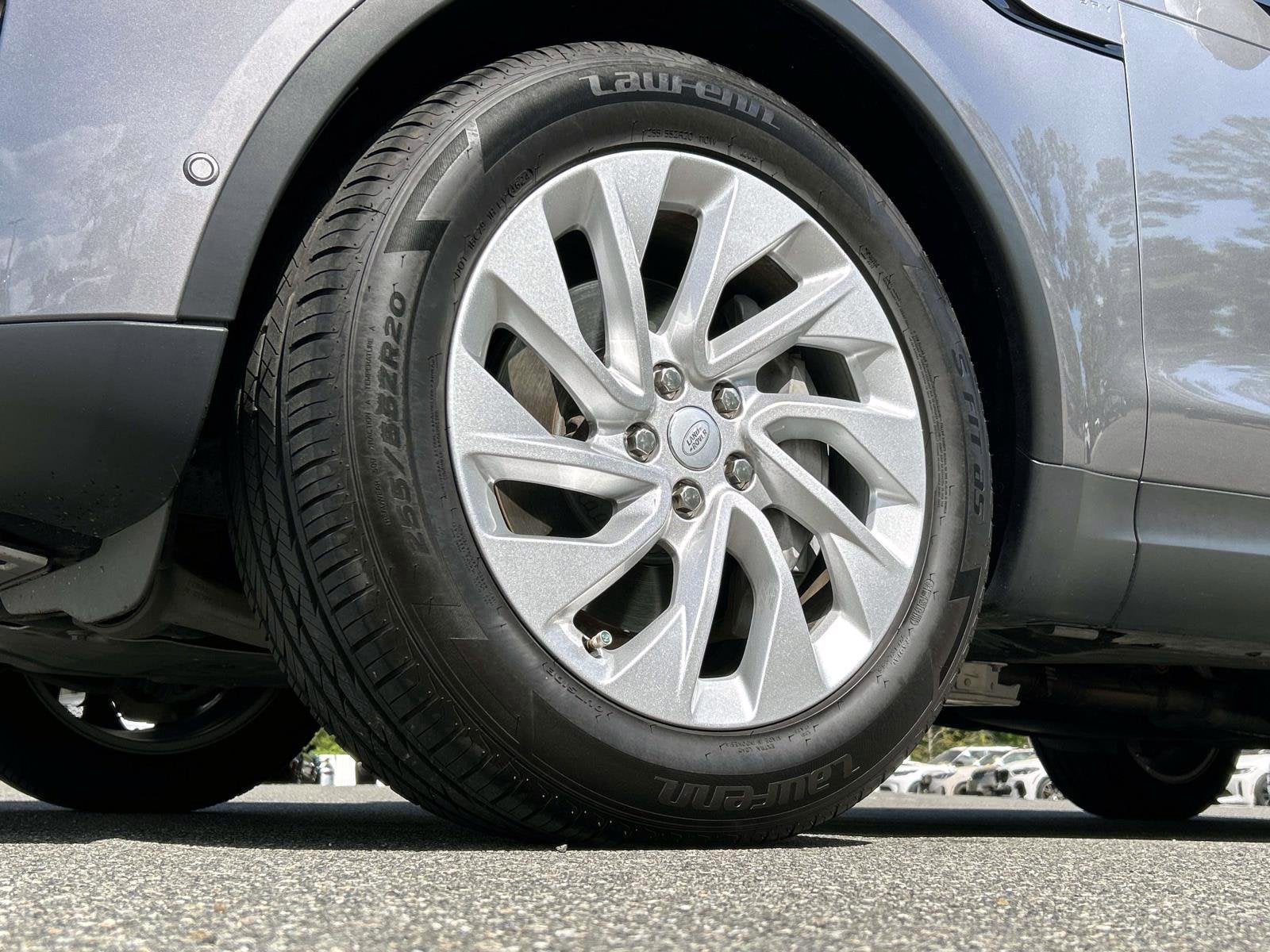 2023 Land Rover Discovery S