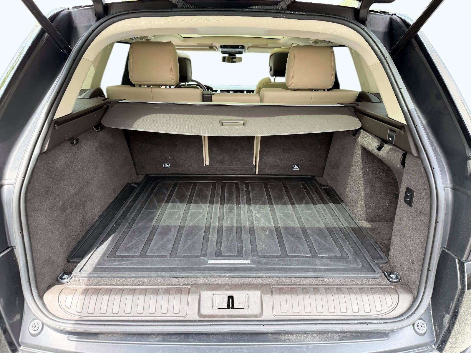 2022 Land Rover Range Rover Sport SE