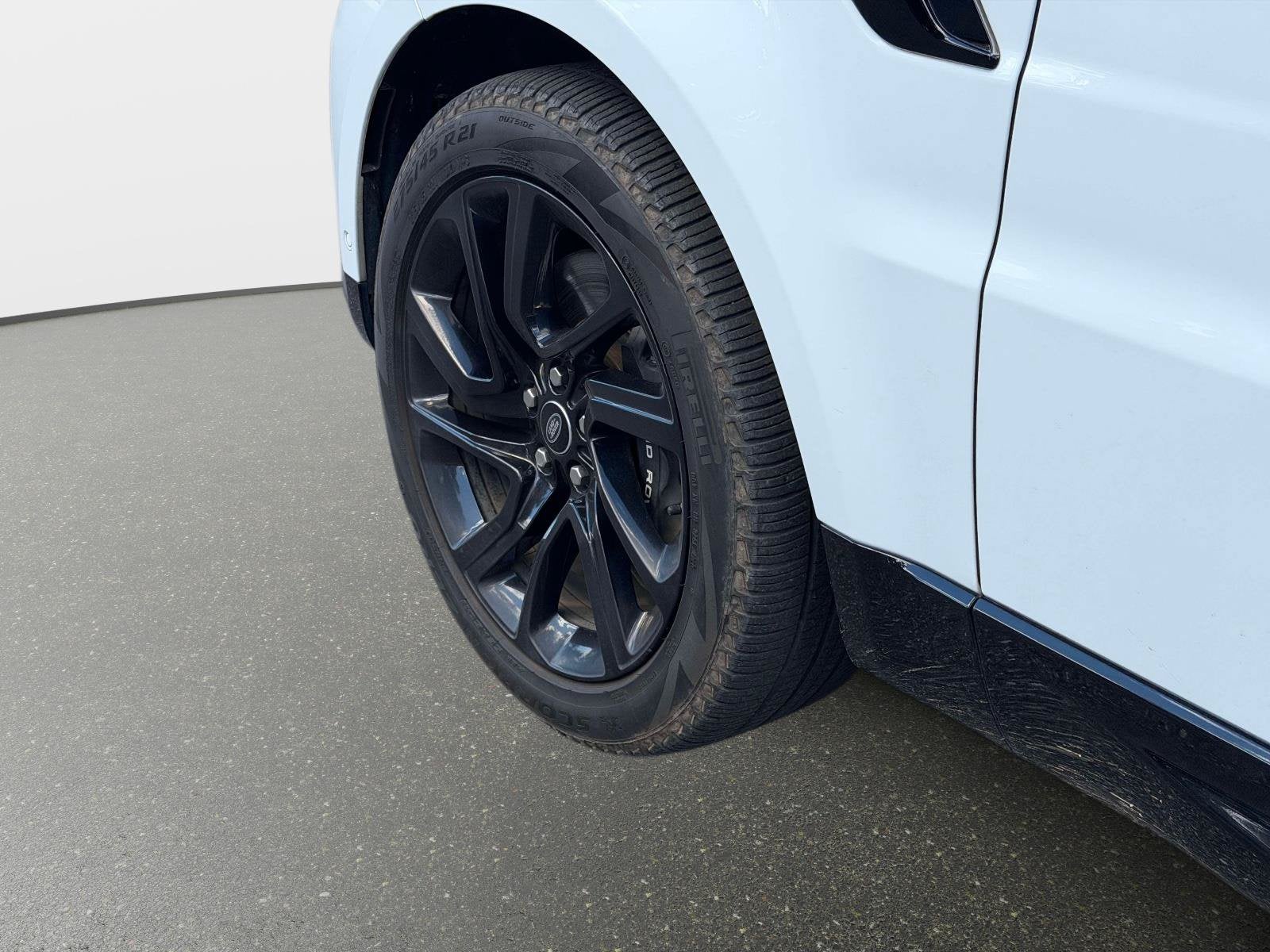 2021 Land Rover Range Rover Sport Plug-in Hybrid HSE Silver Edition