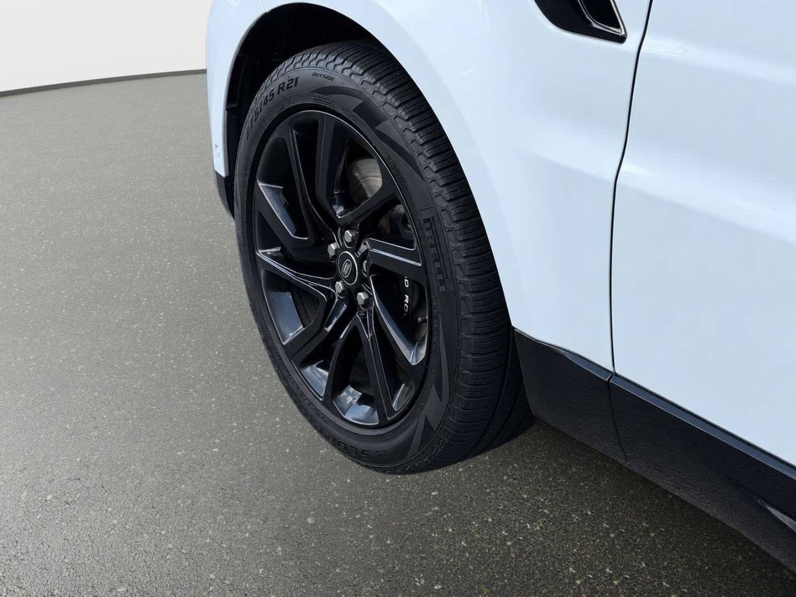 2021 Land Rover Range Rover Sport Plug-in Hybrid HSE Silver Edition