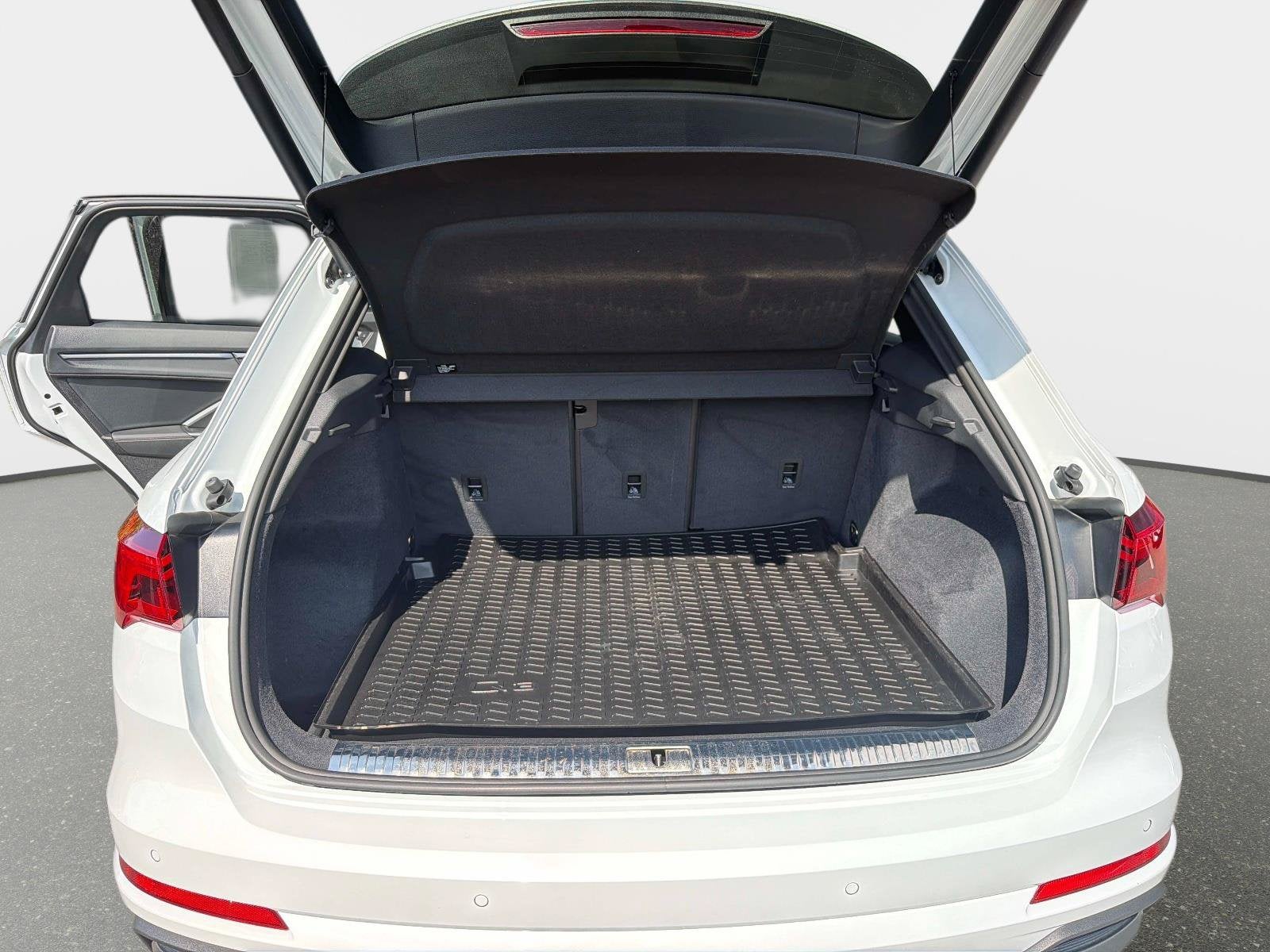 2024 Audi Q3 Premium Plus
