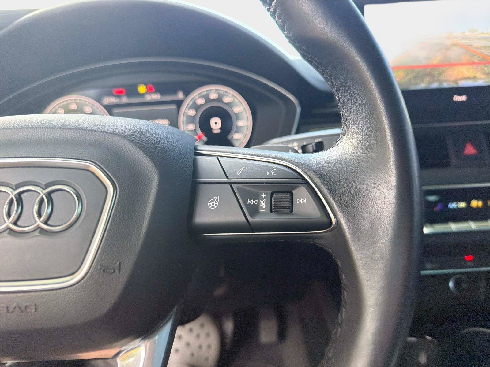 2024 Audi A4 45 S line Premium Plus
