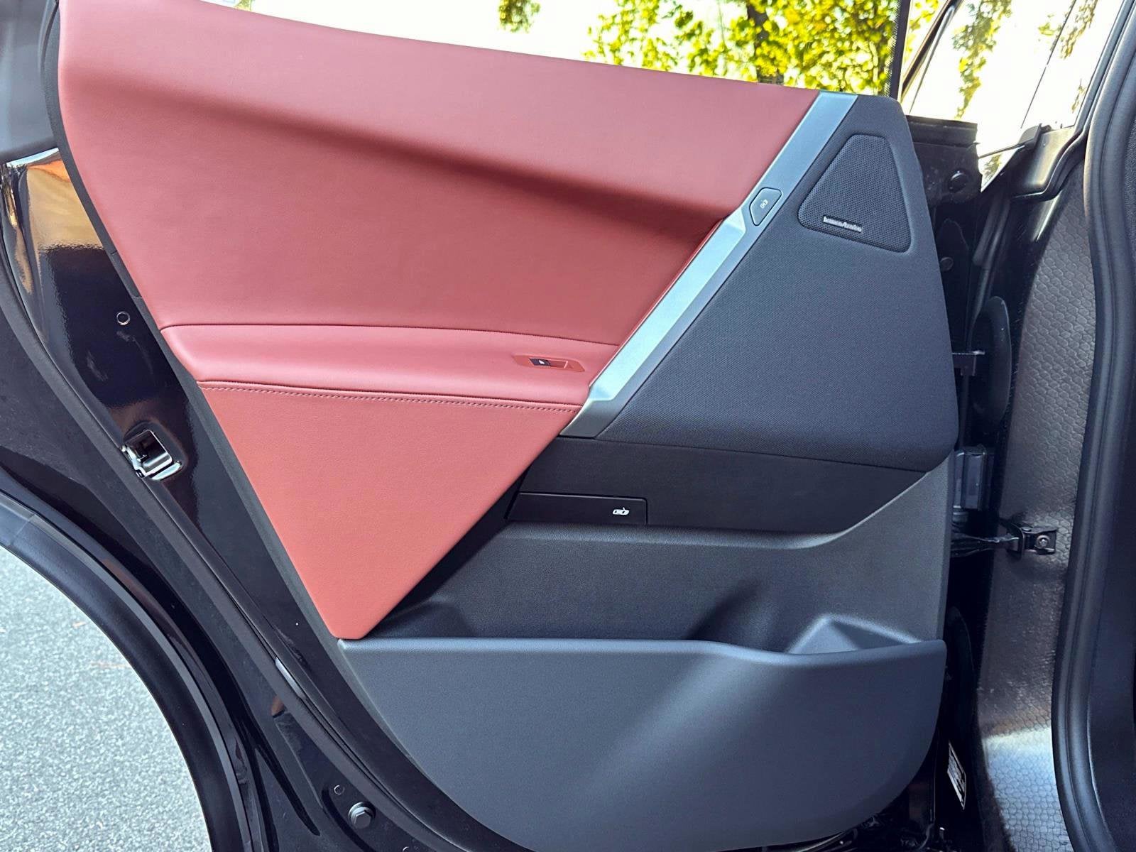 2026 BMW iX xDrive60