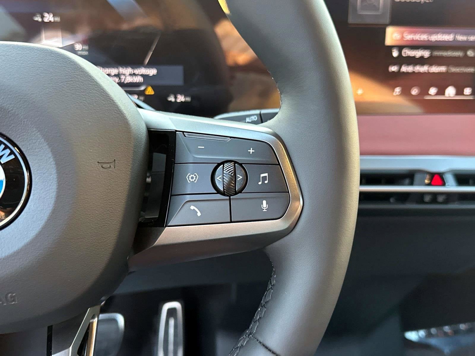 2026 BMW iX xDrive60