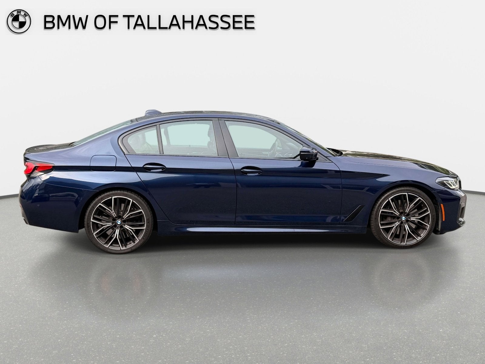 2022 BMW 5 Series M550i xDrive