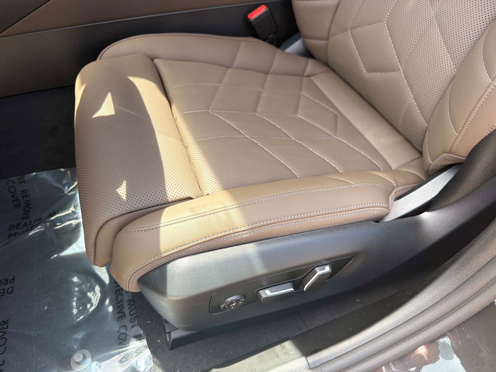 2027 BMW 550e 550e xDrive