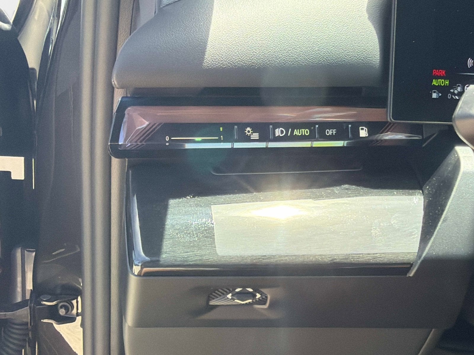 2027 BMW 550e 550e xDrive