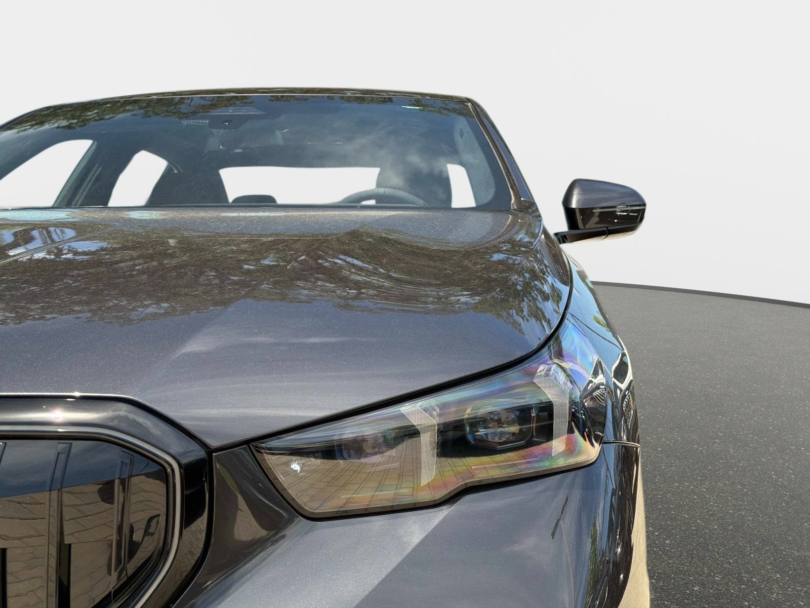 2027 BMW 550e 550e xDrive