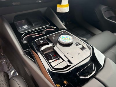 2027 BMW 550e 550e xDrive