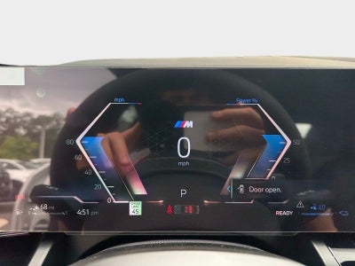 2027 BMW 550e 550e xDrive