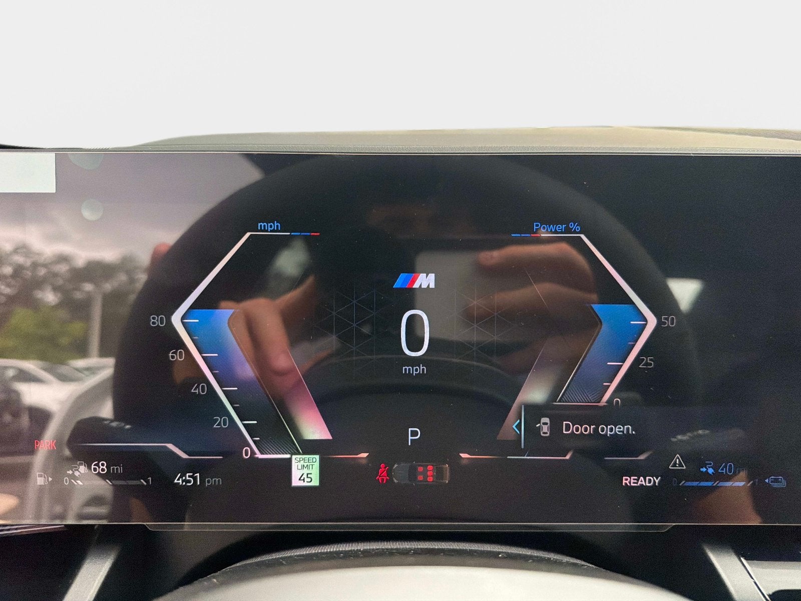 2027 BMW 550e 550e xDrive