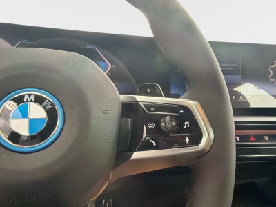 2027 BMW 550e 550e xDrive