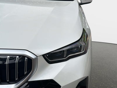 2027 BMW 550e 550e xDrive