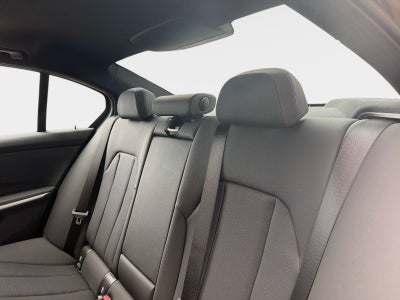 2026 BMW 330i 330i