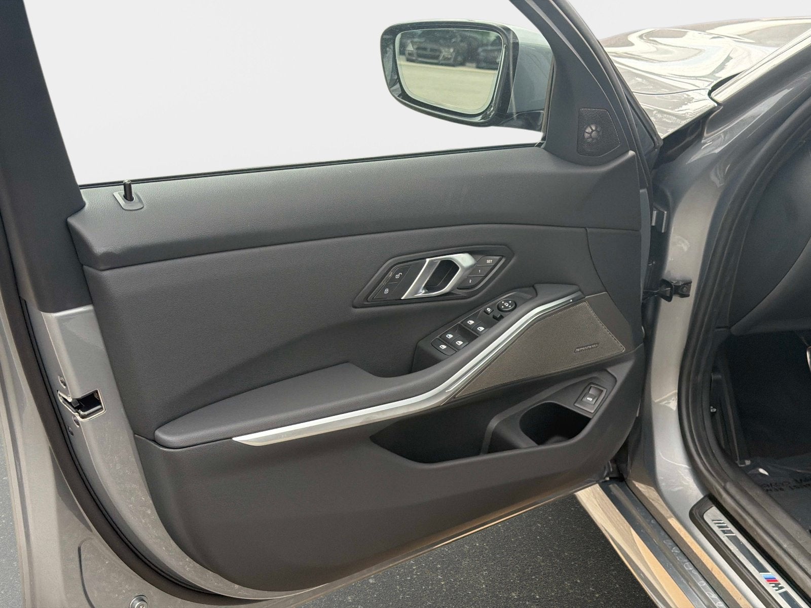 2026 BMW 330i 330i