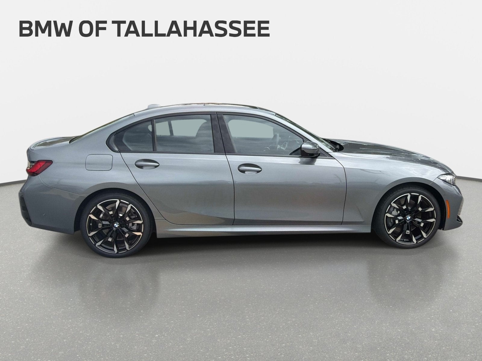 2026 BMW 330i 330i