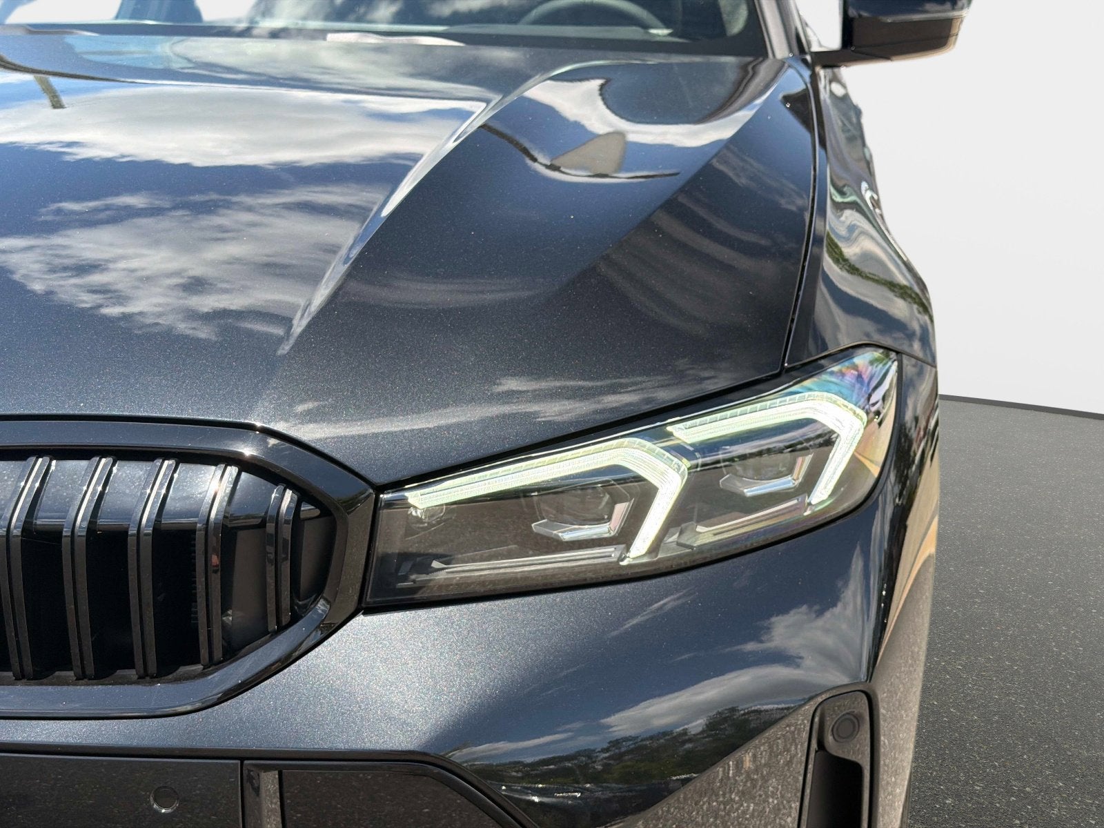 2026 BMW 330i 330i