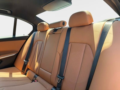 2026 BMW 3 Series 330i