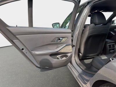 2026 BMW 330i 330i