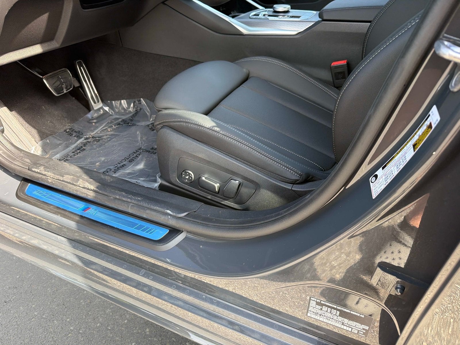 2026 BMW 330i 330i