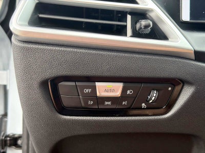 2026 BMW 330i 330i