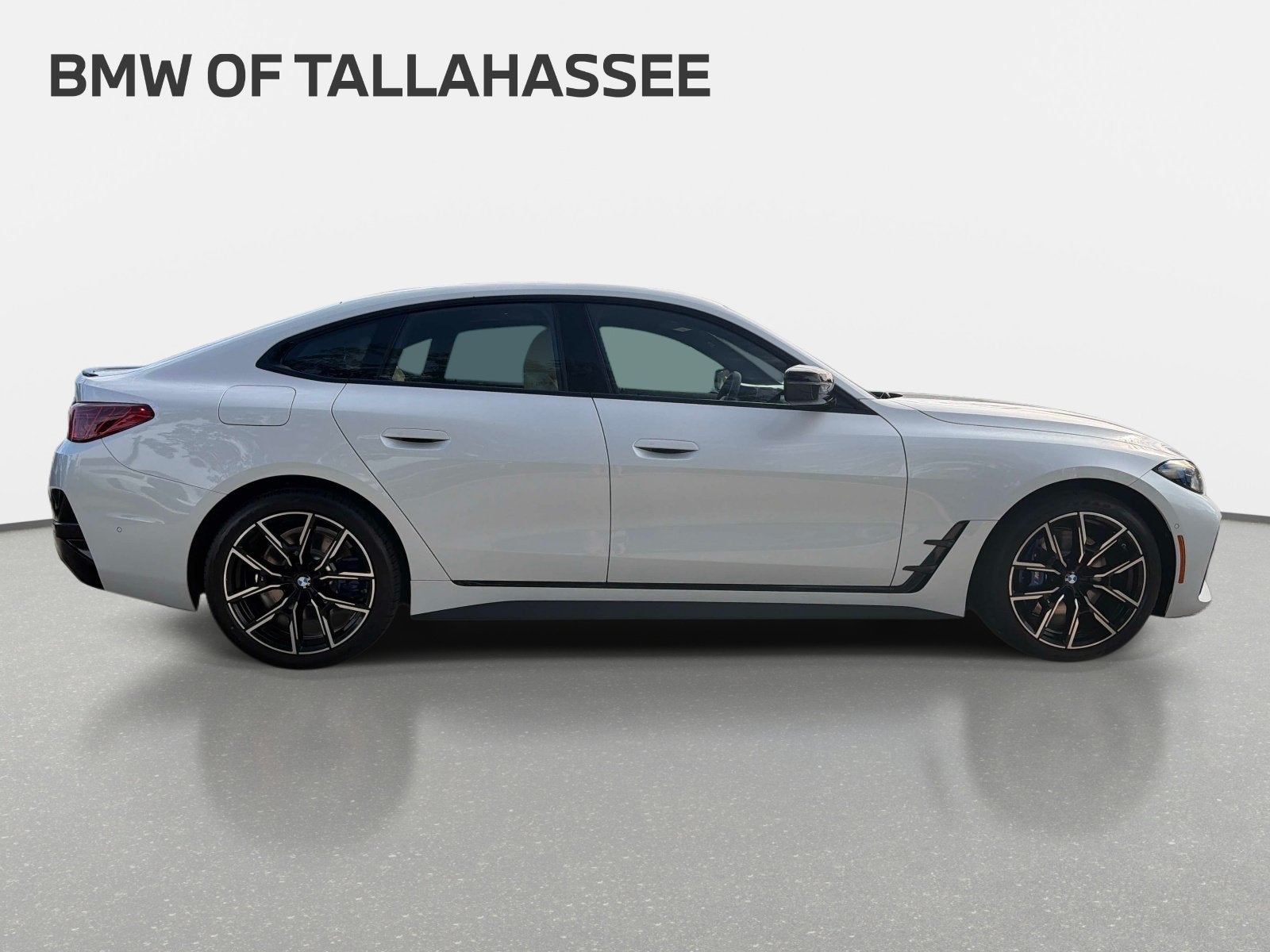 2026 BMW 430i 430i