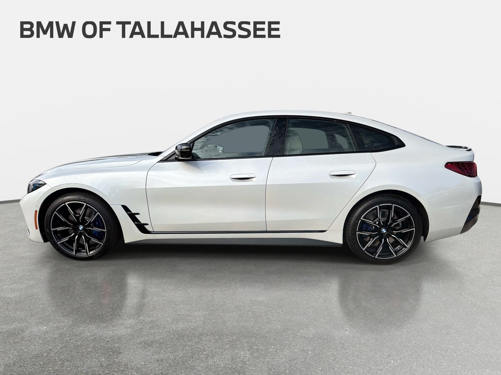 2026 BMW 430i 430i