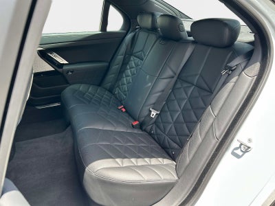 2025 BMW 740i xDrive 740i xDrive