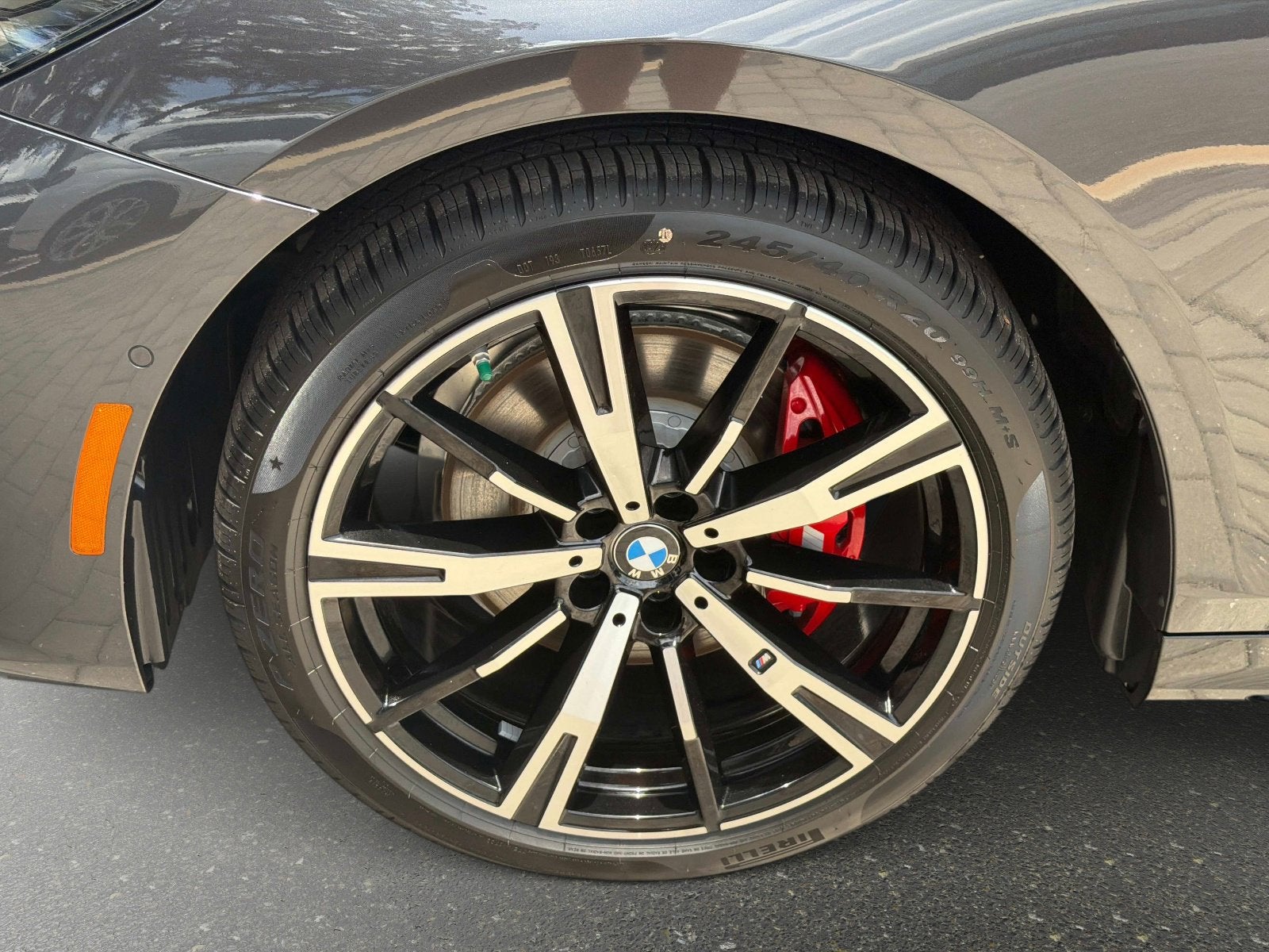 2027 BMW 530i Base