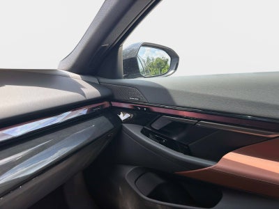 2027 BMW 530i Base