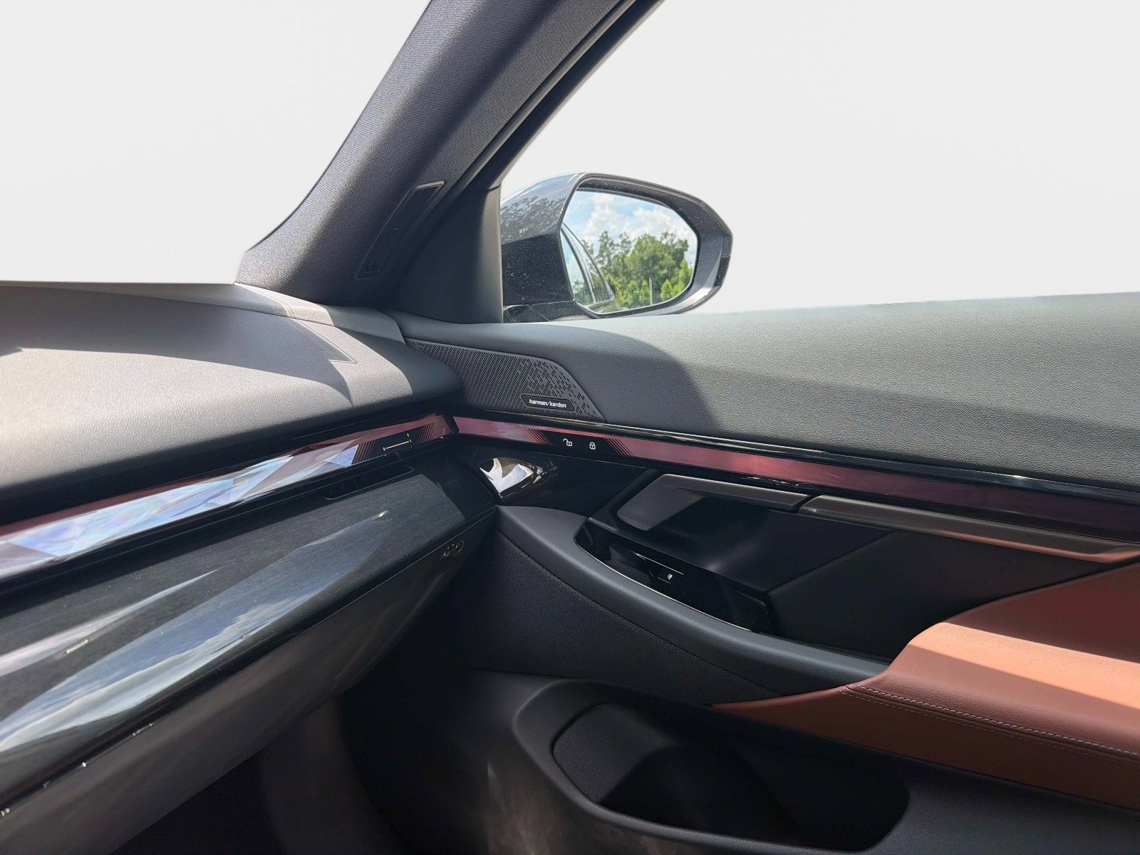 2027 BMW 530i Base