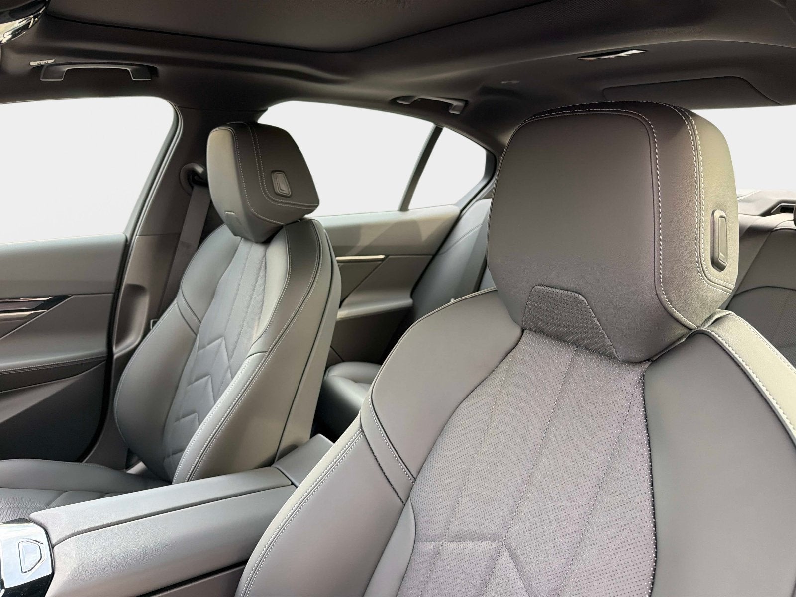 2027 BMW 540i 540i xDrive