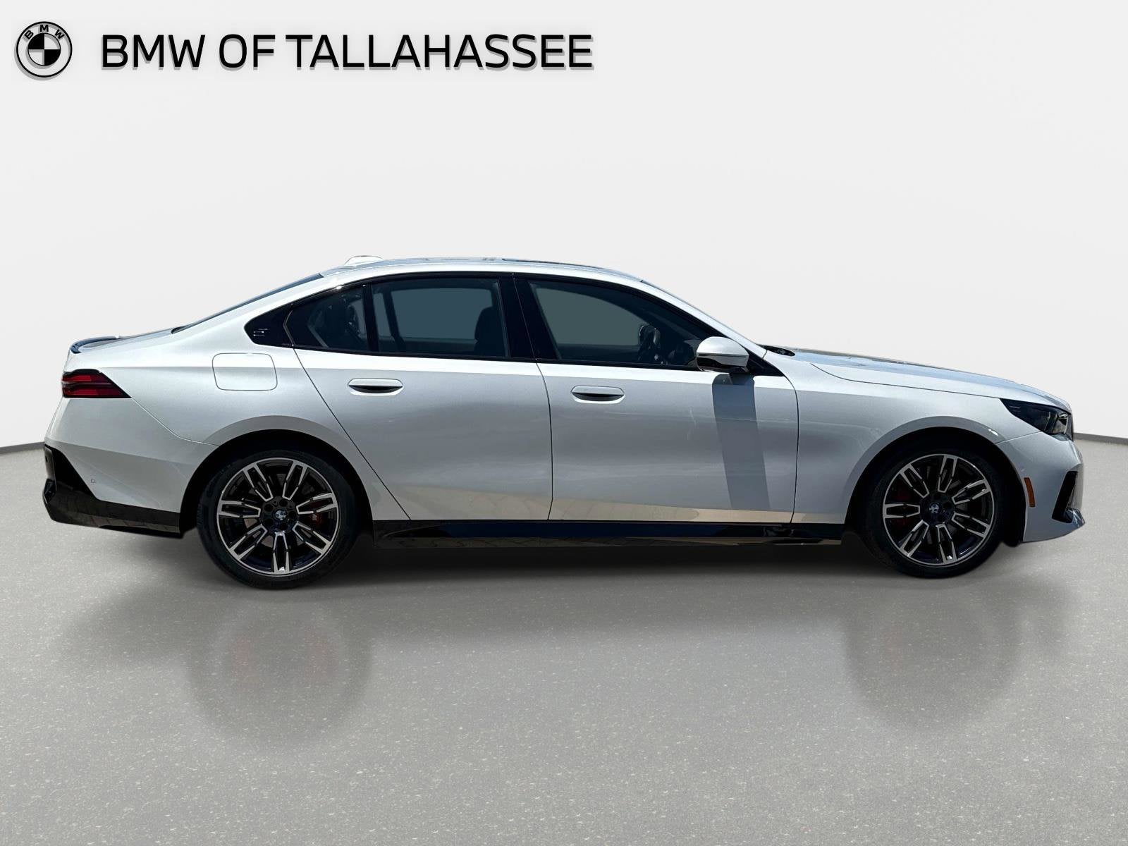2024 BMW 540i 540i xDrive