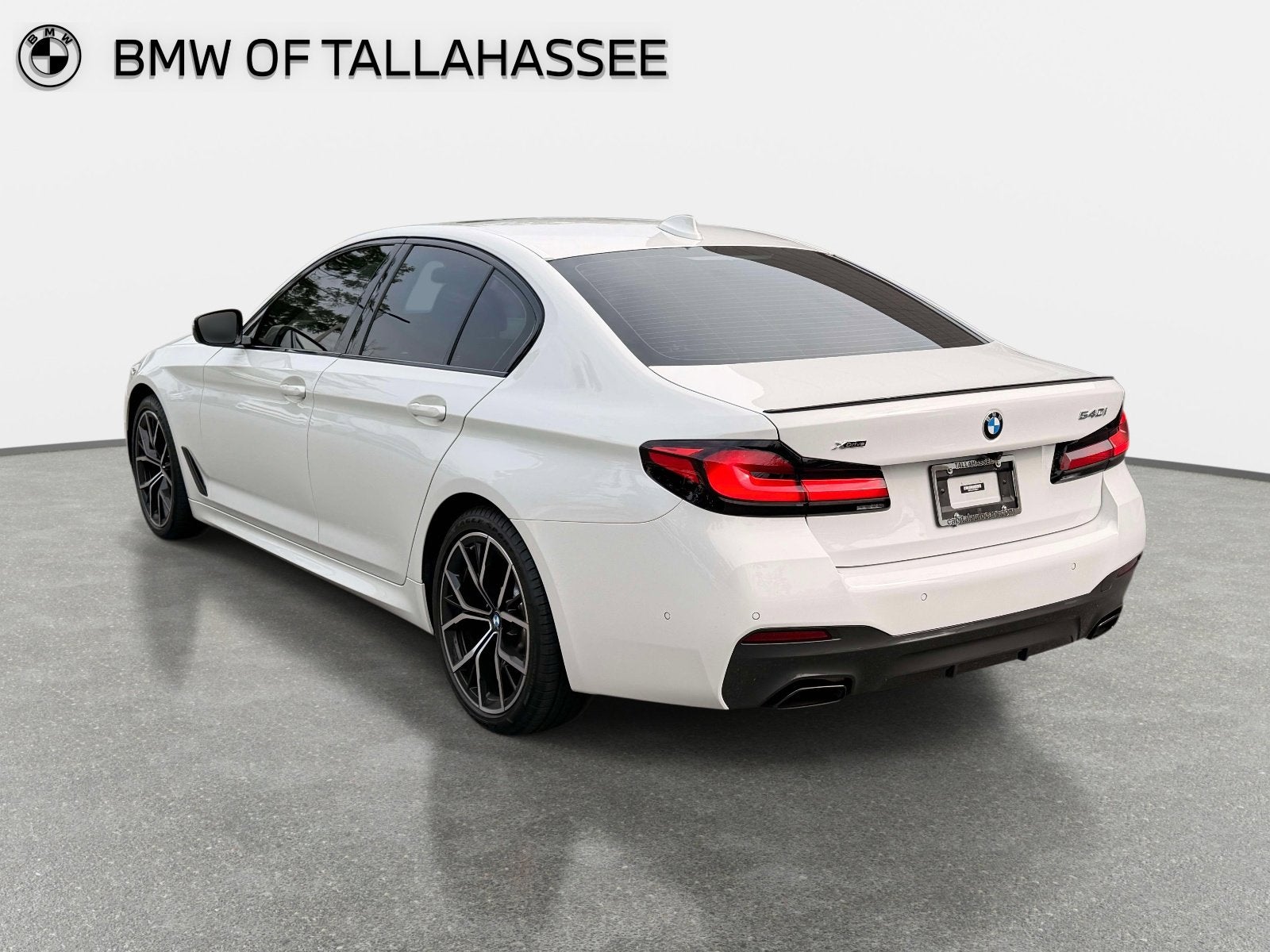 2023 BMW 540i 540i xDrive