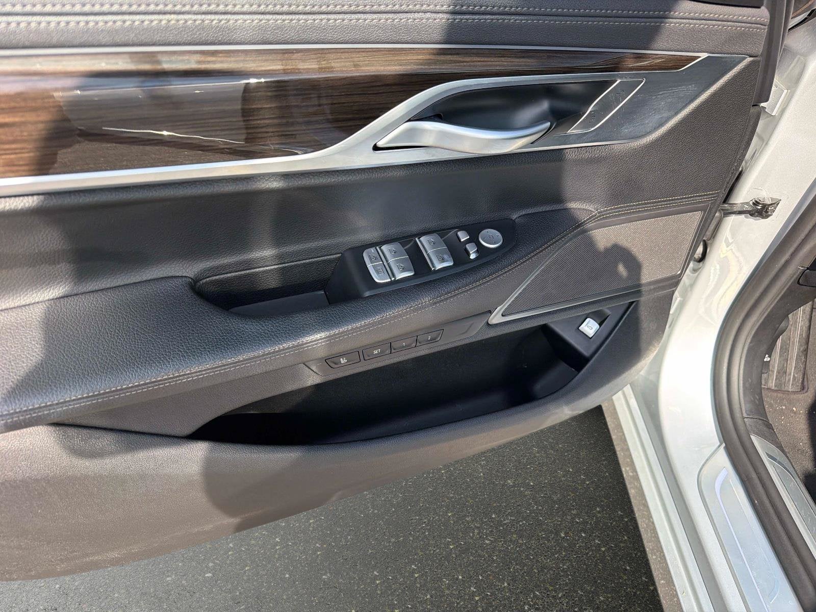 2019 BMW 7 Series 740i
