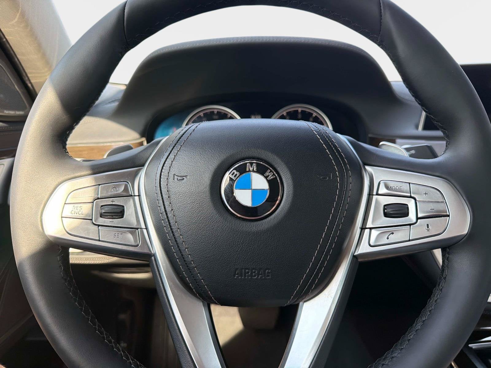 2019 BMW 7 Series 740i