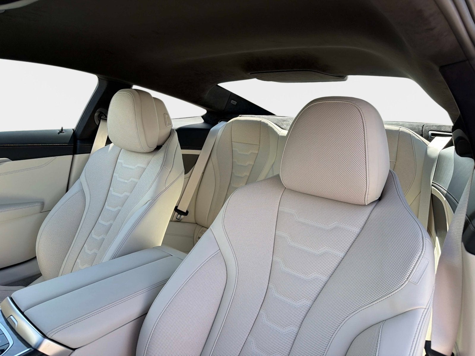 2026 BMW 8 Series M850i xDrive