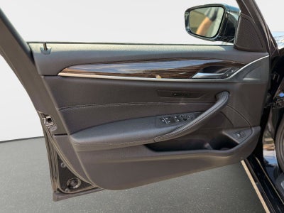 2019 BMW 5 Series 540i