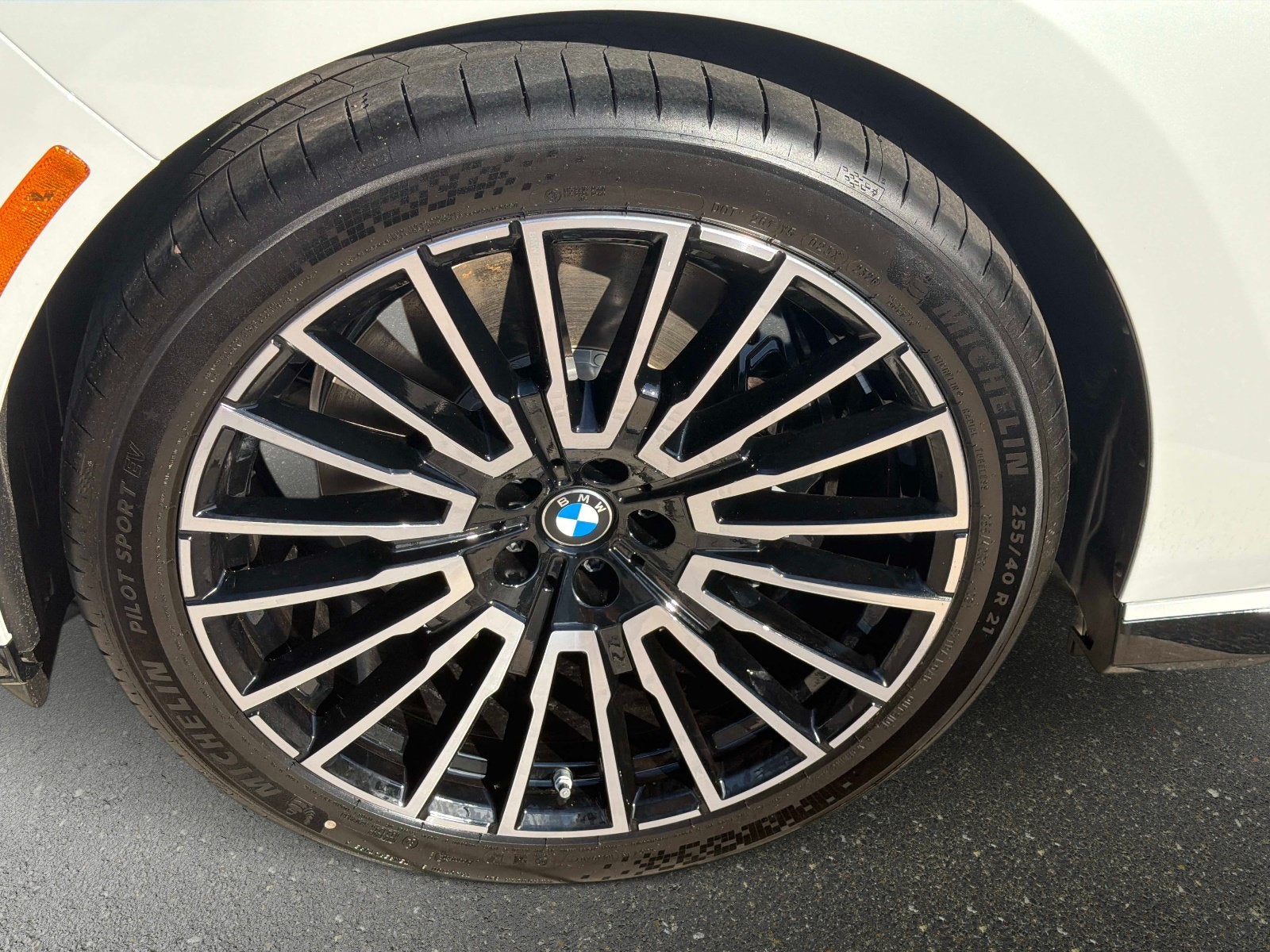 2027 BMW i7 50 xDrive