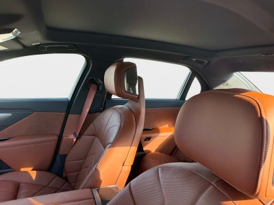 2027 BMW i7 50 xDrive