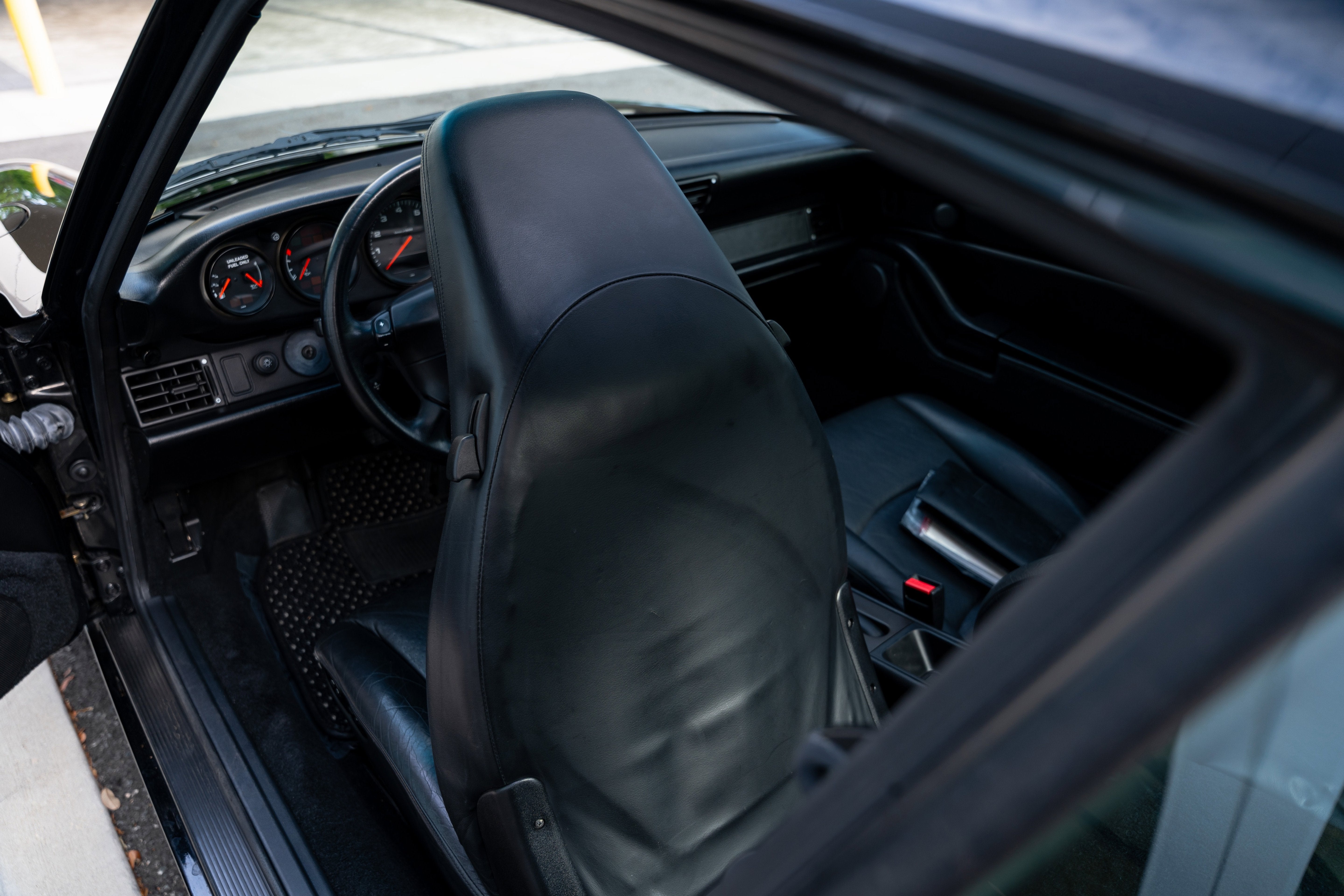 1996 Porsche 911 Carrera Base