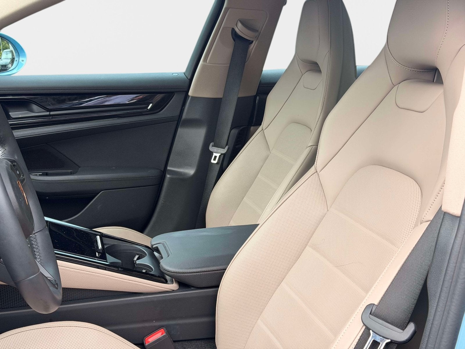 2025 Porsche Panamera Base