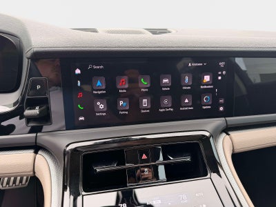 2025 Porsche Panamera Base