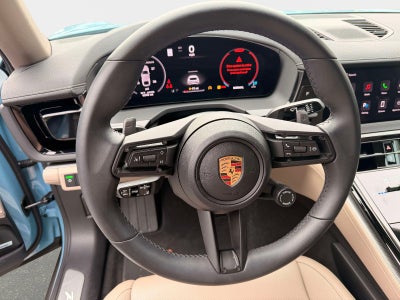 2025 Porsche Panamera Base