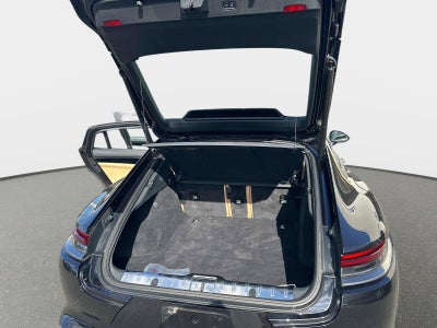 2022 Porsche Panamera Base