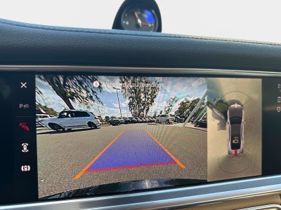 2022 Porsche Panamera Base